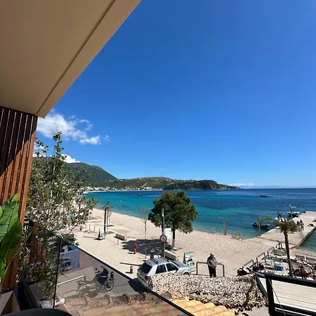 Manolo & Jolie Luxury Himare