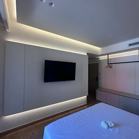 Manolo & Jolie Luxury Hotell