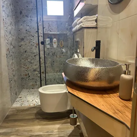 Manolo & Jolie Luxury Himarë