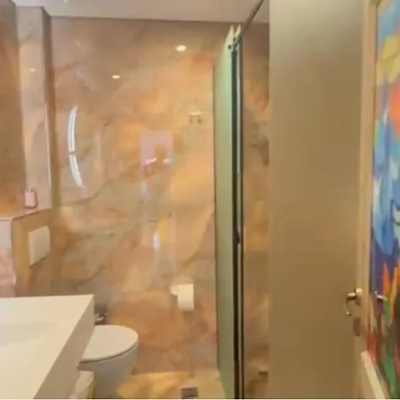 Manolo & Jolie Luxury Hotell 3*