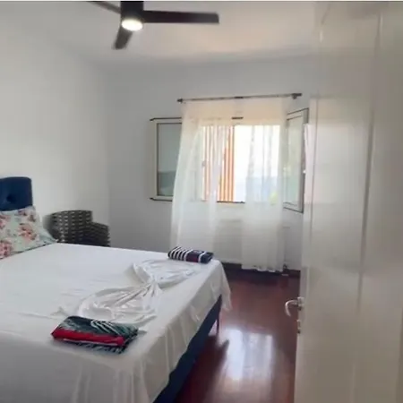 Manolo & Jolie Luxury Himare