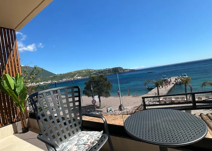 Manolo & Jolie Luxury Hotel Himare
