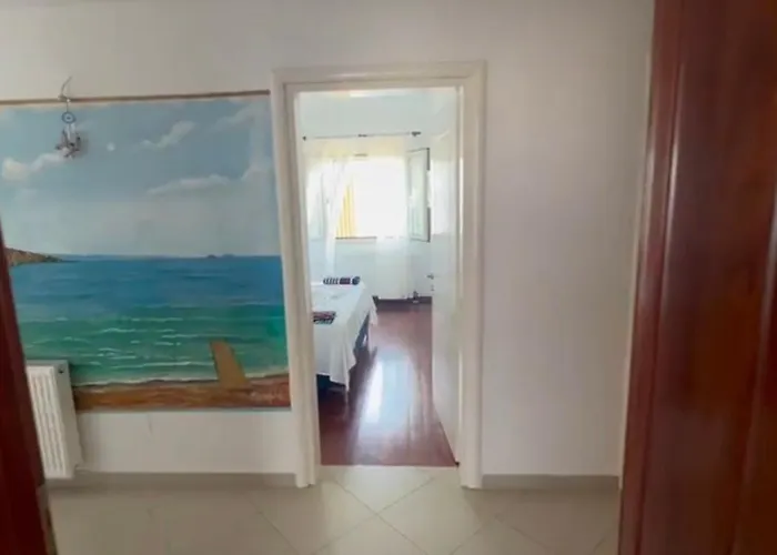 Manolo & Jolie Luxury Hotel
