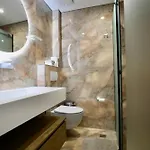 Ξενοδοχείο Manolo & Jolie Luxury