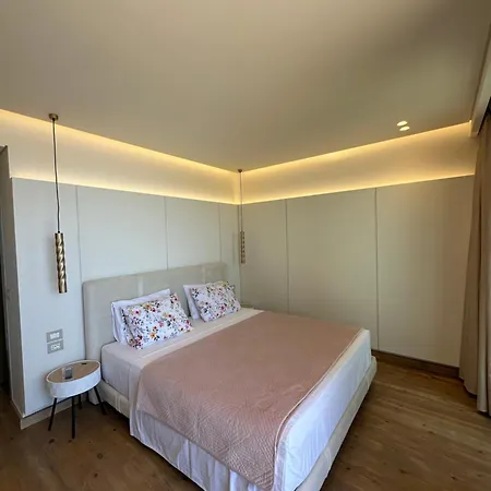 Manolo & Jolie Luxury 3*