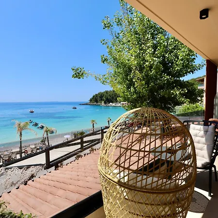 Manolo&jolie Luxury Hotel Himarë
