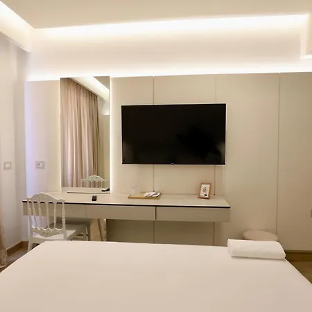 Manolo&jolie Luxury Hotel Himarë