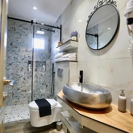 Manolo&jolie Luxury Hotel 3*