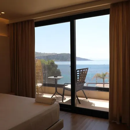 Manolo&jolie Luxury Hotel Himarë