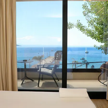Manolo&jolie Luxury 3* Himarë