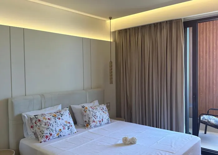 Manolo&jolie Luxury Himare